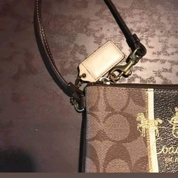AUTHENTIC COACH WRISTLET - Picture 3 of 6